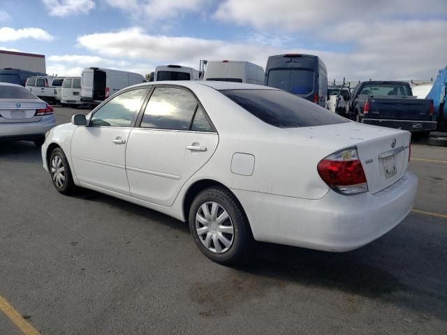 2005 Toyota Camry LE