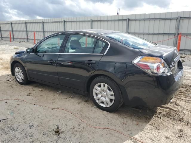 2010 Nissan Altima Base