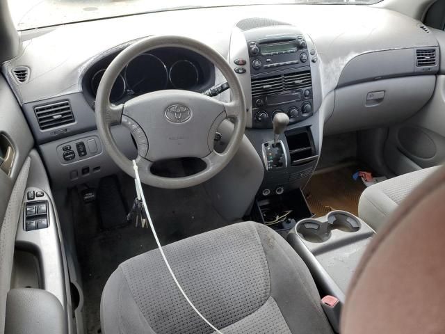 2006 Toyota Sienna CE