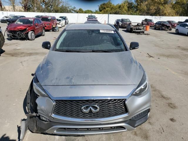 2017 Infiniti QX30 Base