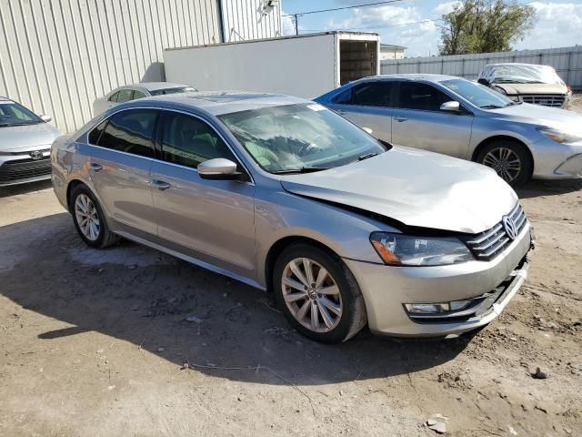 2013 Volkswagen Passat SEL