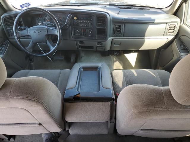 2004 Chevrolet Suburban C1500