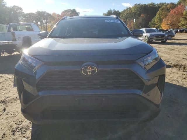 2020 Toyota Rav4 LE