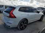 2022 Volvo XC60 B5 R-Design