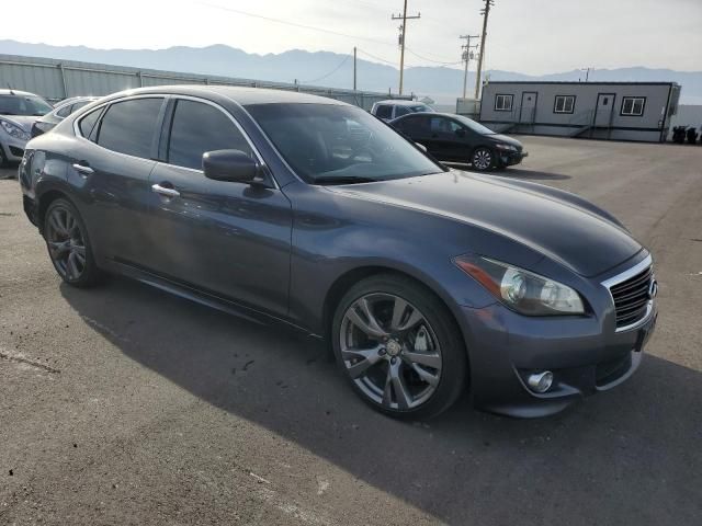 2011 Infiniti M56