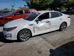 KIA Vehiculos salvage en venta: 2017 KIA Optima LX