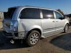 2011 Chrysler Town & Country Touring L