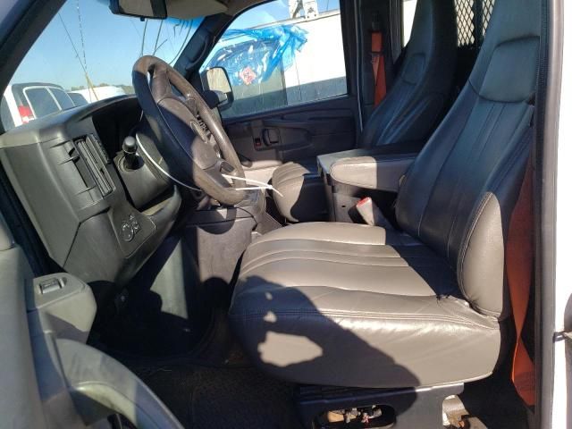 2013 Chevrolet Express G2500