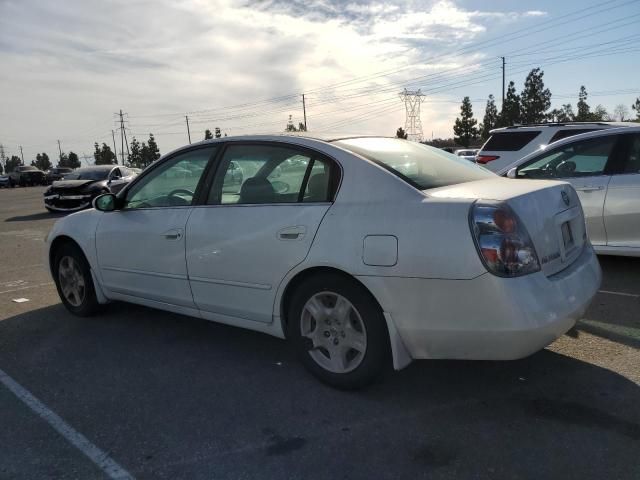 2004 Nissan Altima Base