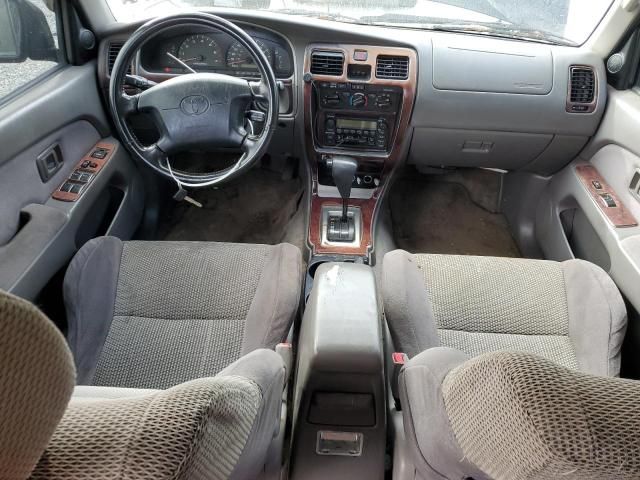 2002 Toyota 4runner SR5