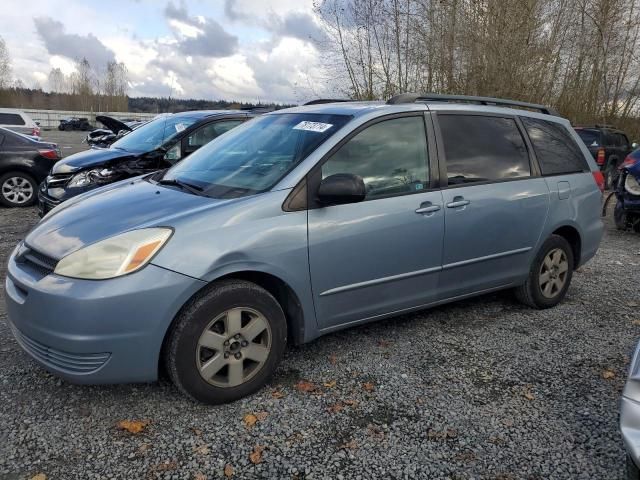 2004 Toyota Sienna CE