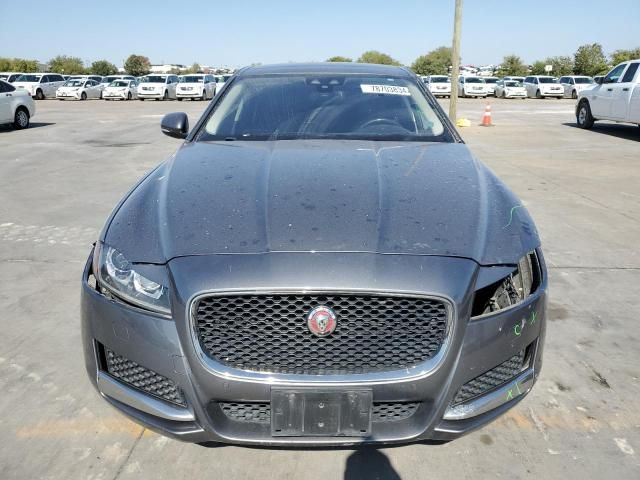 2017 Jaguar XF Prestige