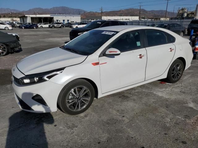 2023 KIA Forte LX