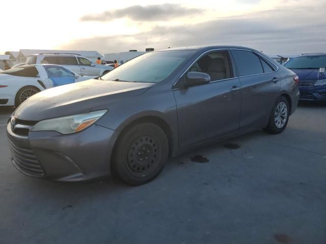 2016 Toyota Camry LE