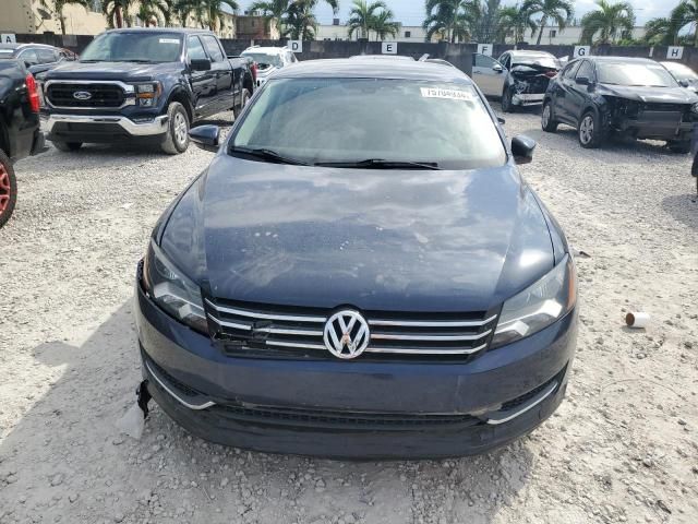 2012 Volkswagen Passat SE