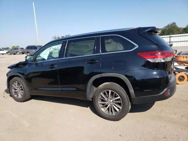 2018 Toyota Highlander SE