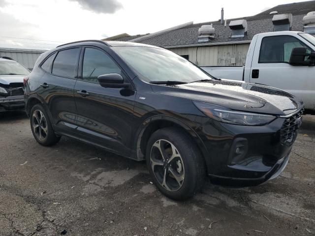 2024 Ford Escape ST Line Elite