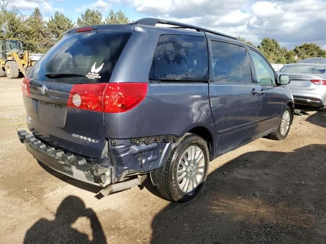 2009 Toyota Sienna XLE