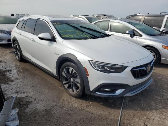 2019 Buick Regal Tourx Essence