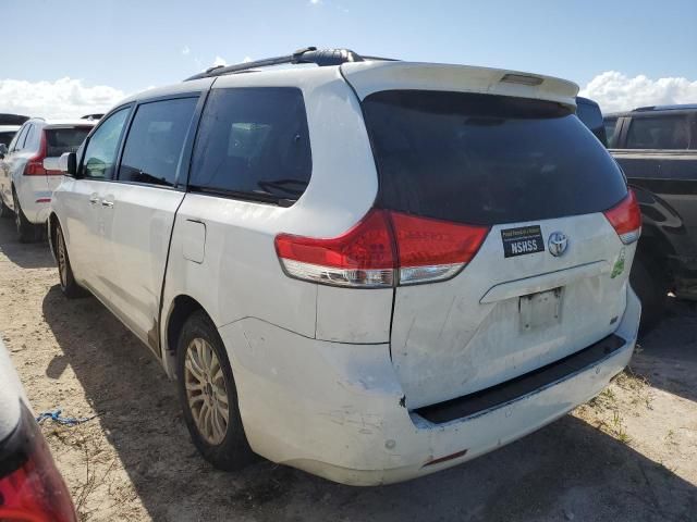 2014 Toyota Sienna XLE