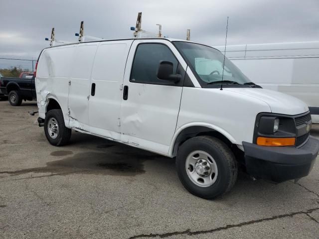 2016 Chevrolet Express G2500