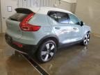 2019 Volvo XC40 T5 Momentum