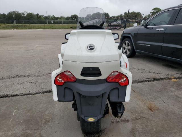 2019 Can-Am Spyder Roadster RT