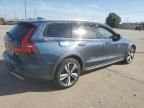 2024 Volvo V60 Cross Country Plus