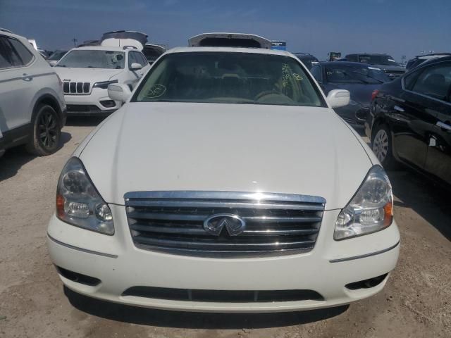 2005 Infiniti Q45