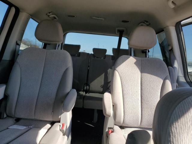 2012 KIA Sedona LX