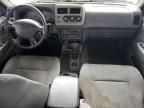 2001 Nissan Frontier Crew Cab XE