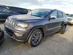 Carros dañados por inundaciones a la venta en subasta: 2017 Jeep Grand Cherokee Overland