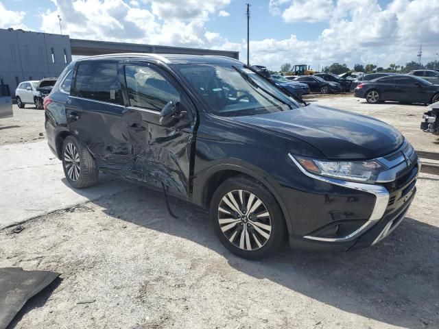 2019 Mitsubishi Outlander SE