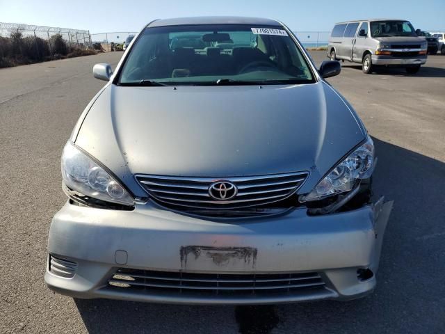 2005 Toyota Camry LE