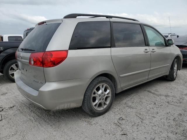 2006 Toyota Sienna XLE