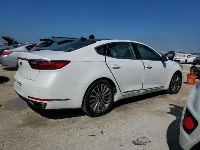 2017 KIA Cadenza Premium