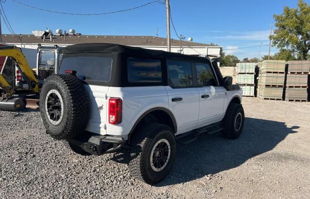 2021 Ford Bronco Base