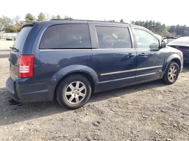 2009 Chrysler Town & Country Touring