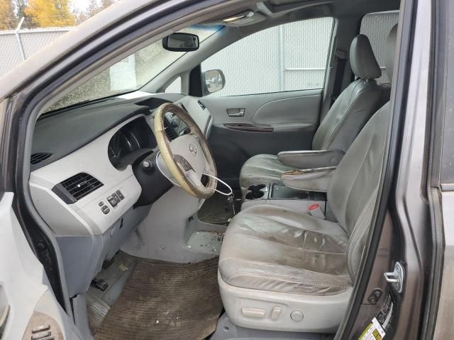 2011 Toyota Sienna XLE