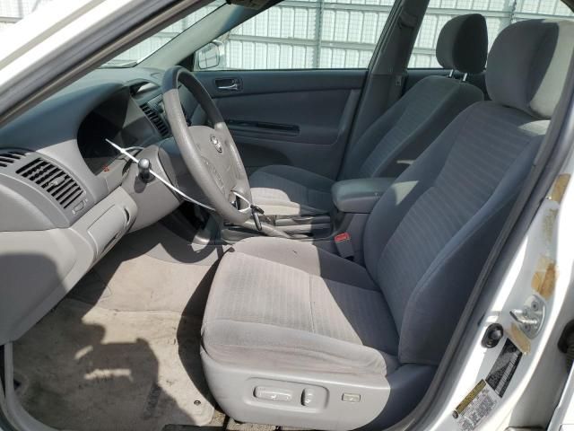 2005 Toyota Camry LE