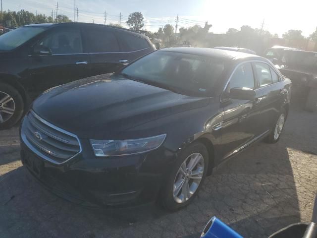 2014 Ford Taurus SEL