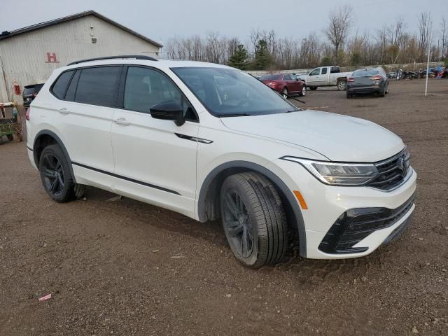 2024 Volkswagen Tiguan SE R-LINE Black