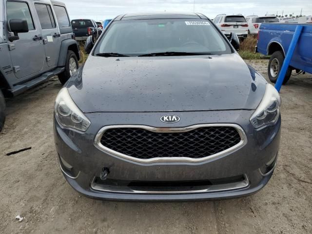 2016 KIA Cadenza Luxury