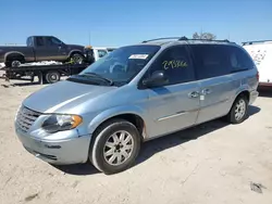 2005 Chrysler Town & Country Touring en venta en Riverview, FL