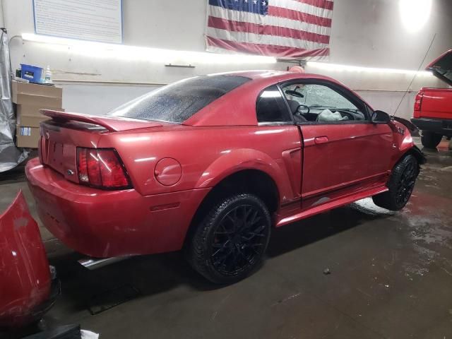 2000 Ford Mustang