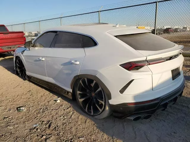 2022 Lamborghini Urus