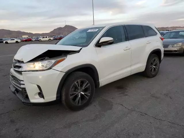 2018 Toyota Highlander LE