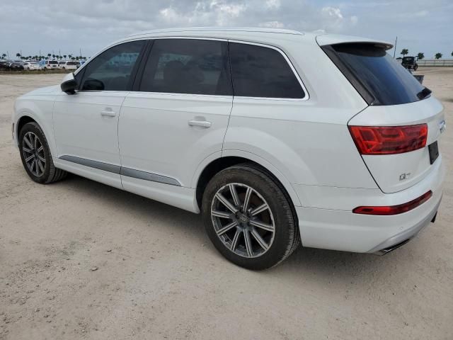 2017 Audi Q7 Premium Plus