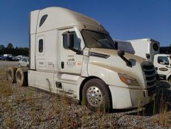 Salvage trucks for sale at Spartanburg, SC auction: 2022 Freightliner Cascadia 126