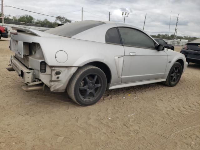 2000 Ford Mustang GT